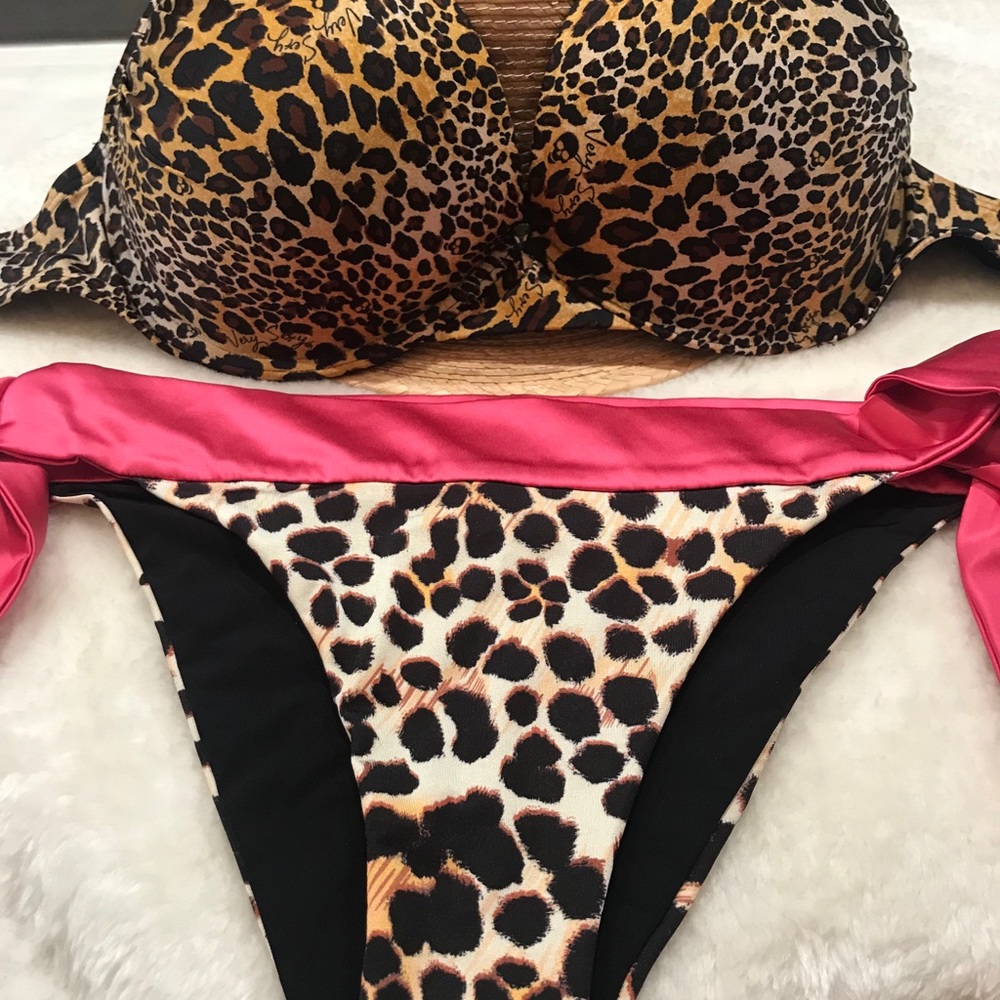 BB:Victoria’s Secret bikini top& beach bunny bott - Picture 9 of 15